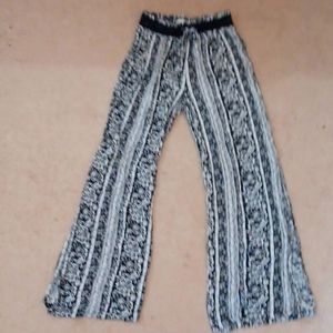 Mudd flowy light weight pants